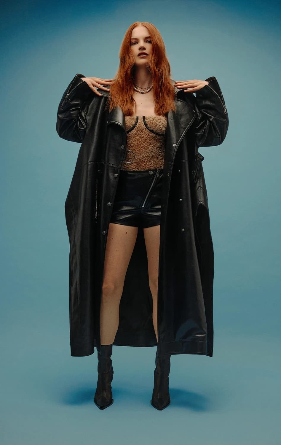 Top: THEO // Necklaces (from top to bottom): The Diamond Store UK, THOMAS SABO , A Sinner In Pearls // Shorts & Jacket: Nanushka // Shoes: DAMAYA