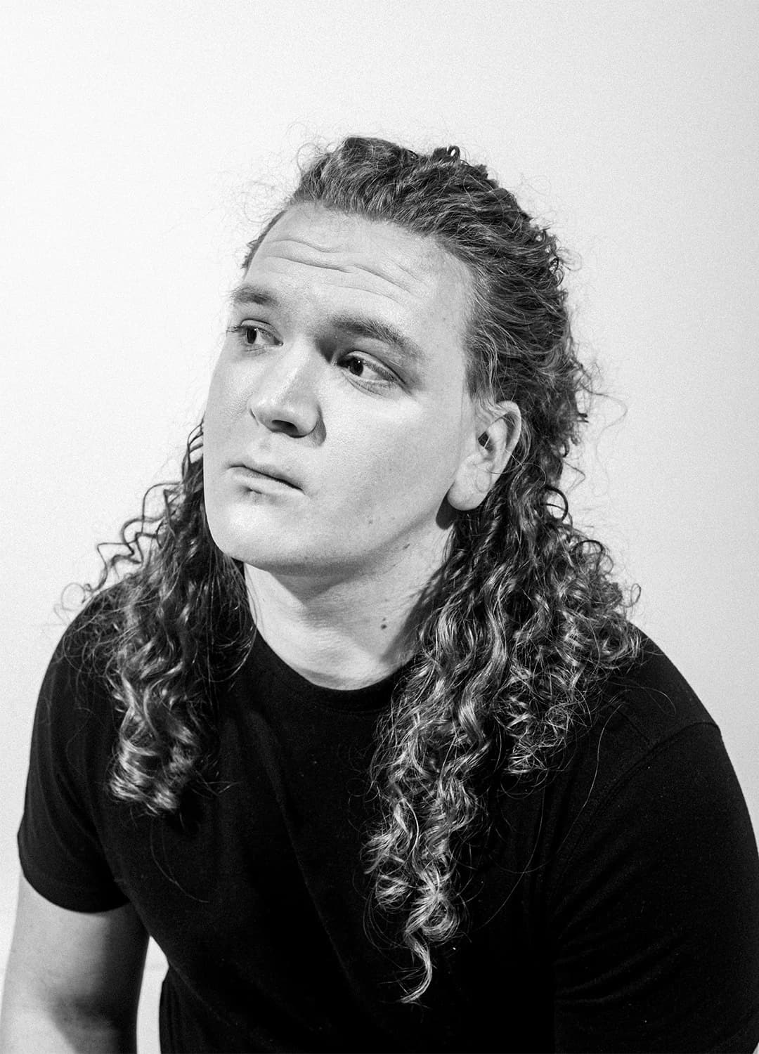 Soren Buchert - Bass